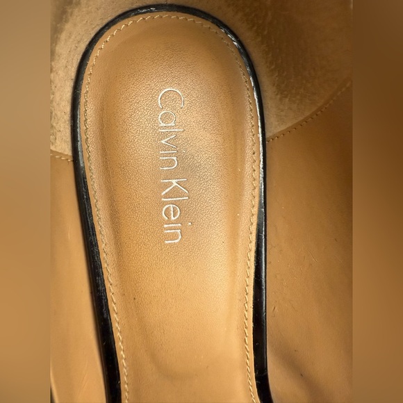 Calvin Klein Black Heels Classic Pointed-Toe Pumps - Picture 4 of 6